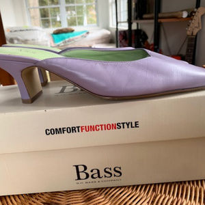 Size 11 Lilac leather mules